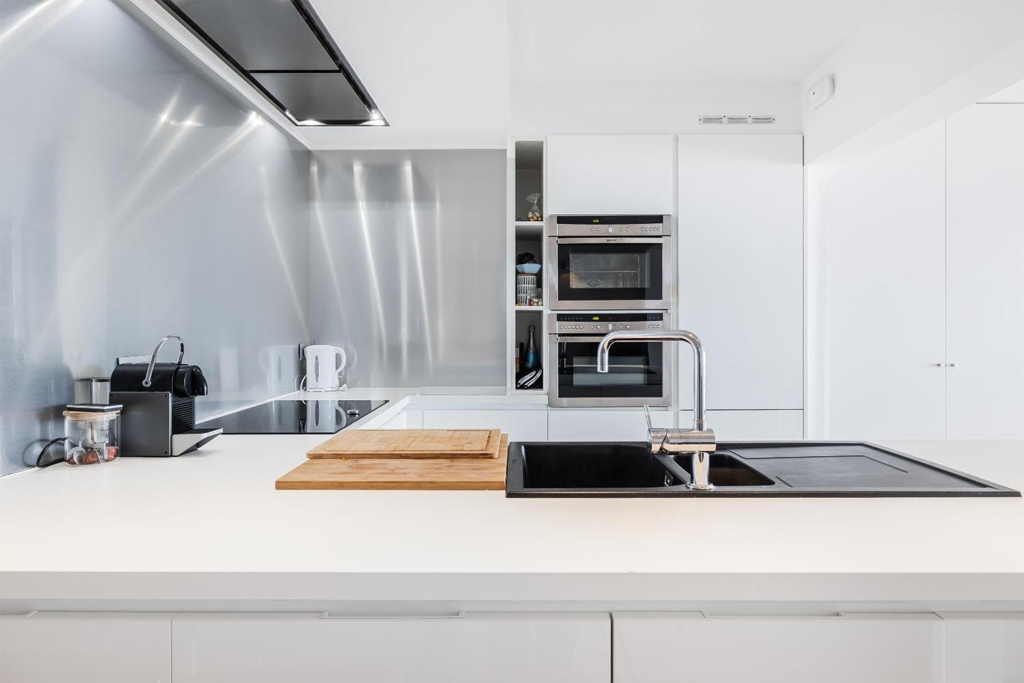 Appartement Spacieux Et Confortable - 2 Chambres - 4P - Garage 브뤼셀 외부 사진
